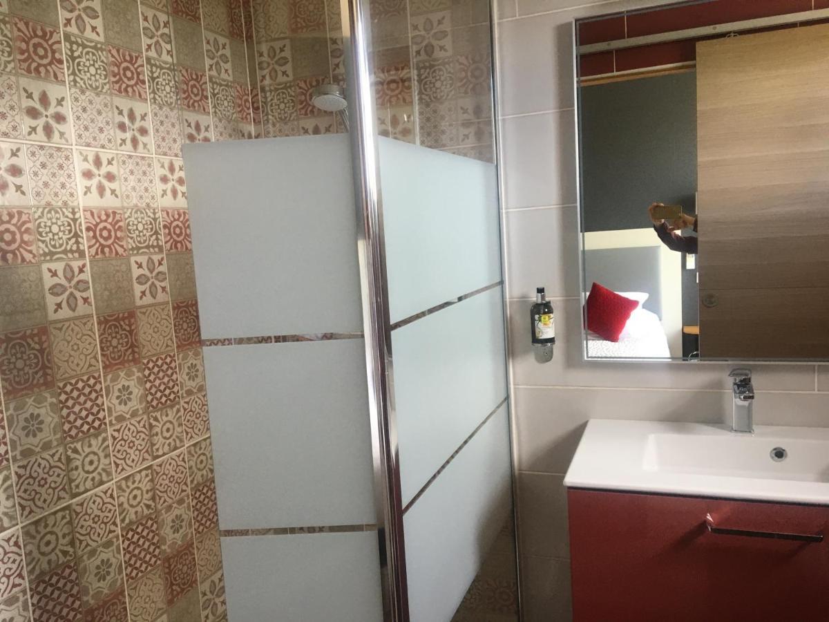 Logis Hotel Restaurant Spa Les Balcons De L'Esperance Limeuil Bagian luar foto