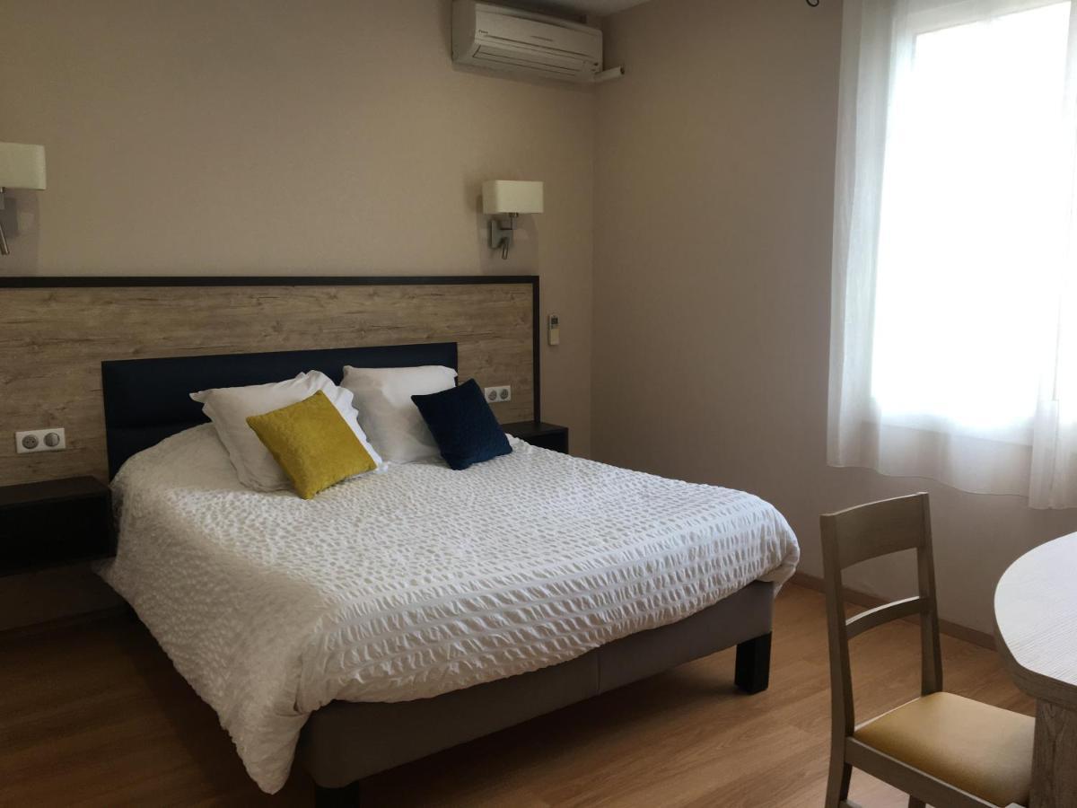Logis Hotel Restaurant Spa Les Balcons De L'Esperance Limeuil Bagian luar foto