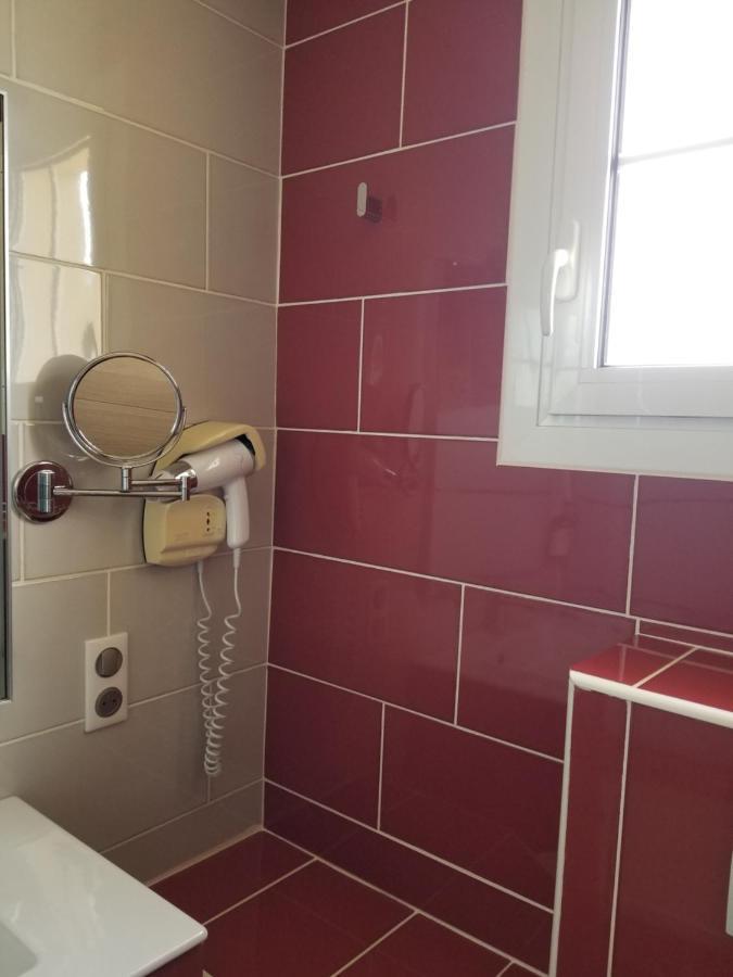 Logis Hotel Restaurant Spa Les Balcons De L'Esperance Limeuil Bagian luar foto