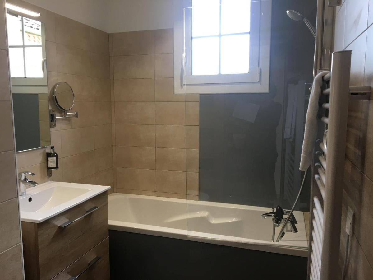 Logis Hotel Restaurant Spa Les Balcons De L'Esperance Limeuil Bagian luar foto