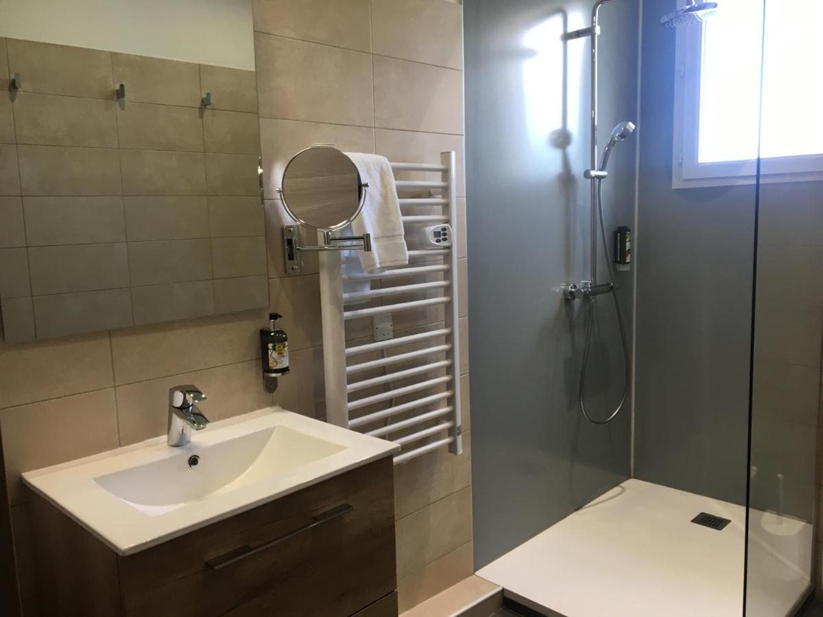 Logis Hotel Restaurant Spa Les Balcons De L'Esperance Limeuil Bagian luar foto