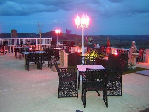 Logis Hotel Restaurant Spa Les Balcons De L'Esperance Limeuil Bagian luar foto